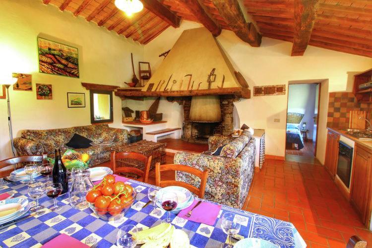 Podere Il Tigliolo Castiglione dʼOrcia Kültér fotó